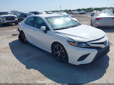 TOYOTA CAMRY 2020