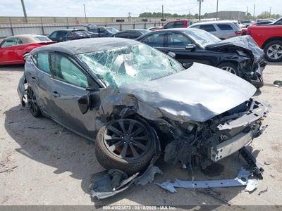 NISSAN MAXIMA 2021