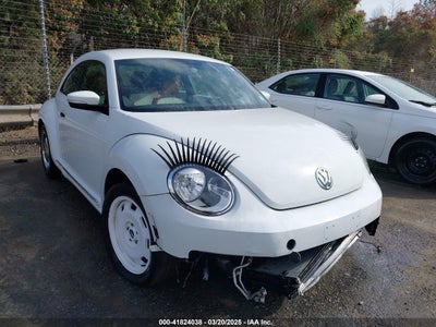 VOLKSWAGEN BEETLE 2016