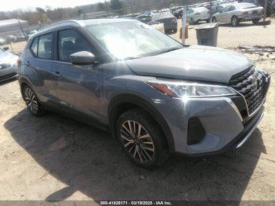 NISSAN KICKS 2022