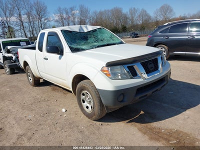 NISSAN FRONTIER 2015