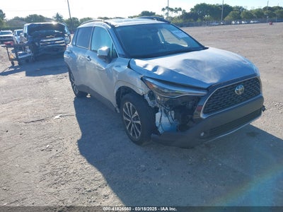 TOYOTA COROLLA CROSS 2023