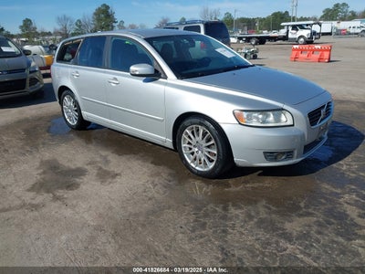 VOLVO V50 2010