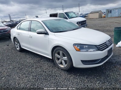 VOLKSWAGEN PASSAT 2013