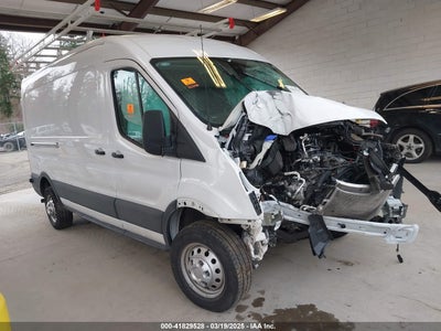 FORD TRANSIT-250 2024