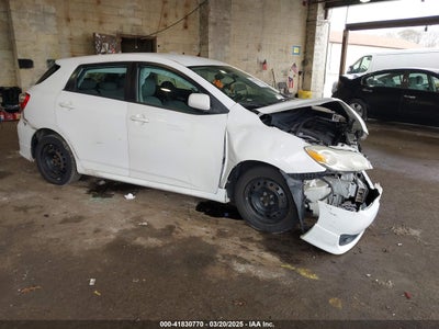 TOYOTA MATRIX 2010