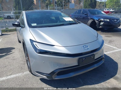 Toyota Prius 2025