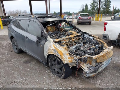 SUBARU OUTBACK 2023
