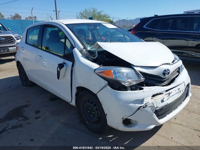TOYOTA YARIS 2012