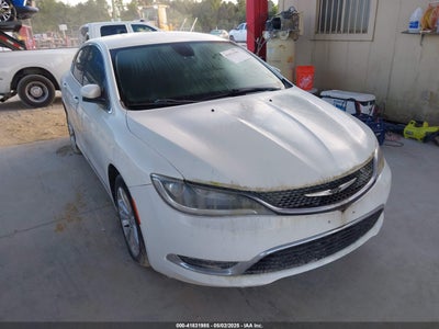 CHRYSLER 200 2015