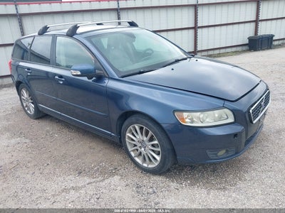 VOLVO V50 2010