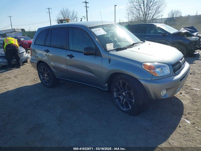 TOYOTA RAV4 2005
