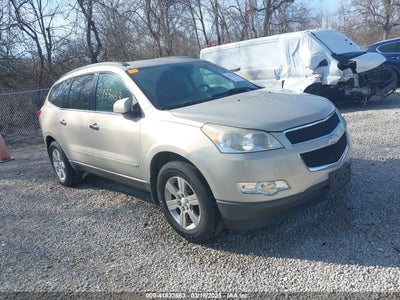 CHEVROLET TRAVERSE 2010
