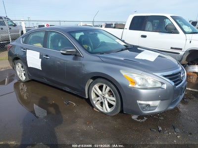 NISSAN ALTIMA 2015