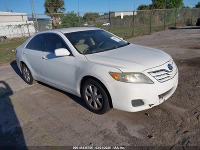 TOYOTA CAMRY 2010
