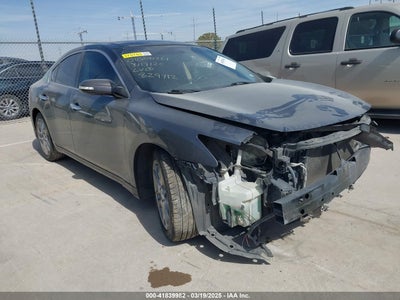 NISSAN MAXIMA 2011