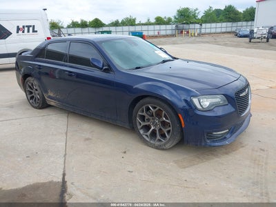 CHRYSLER 300 2017