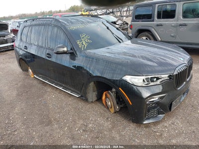 BMW X7 2021