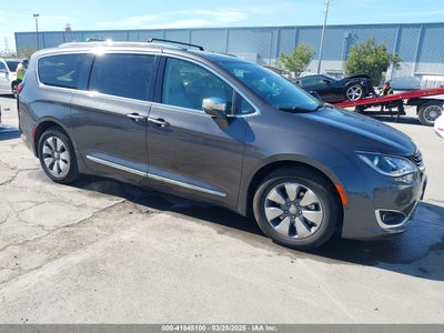 CHRYSLER PACIFICA HYBRID 2017