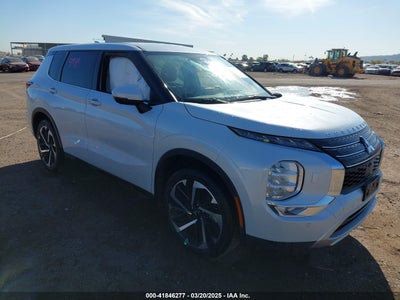 MITSUBISHI OUTLANDER 2024