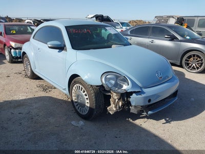 VOLKSWAGEN BEETLE 2014