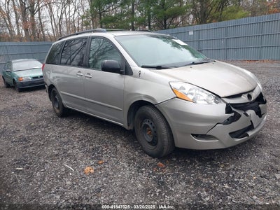 TOYOTA SIENNA 2008