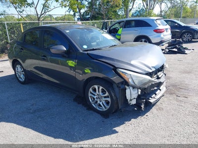 TOYOTA YARIS IA 2017