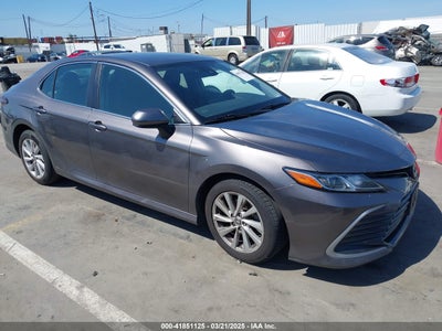 TOYOTA CAMRY 2022