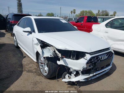 AUDI A4 2023