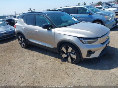 VOLVO XC40 RECHARGE PURE ELECTRIC 2023