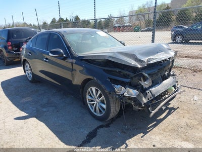 INFINITI Q50 2015