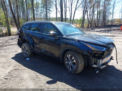 TOYOTA HIGHLANDER 2023