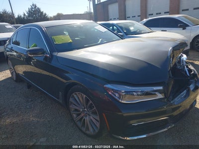 BMW 750I 2016