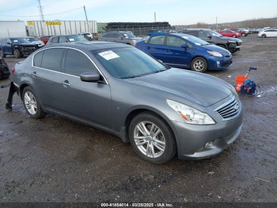 INFINITI Q40 2015