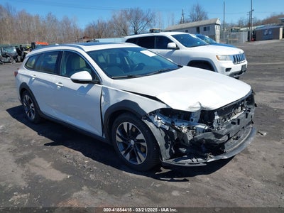 BUICK REGAL TOURX 2018