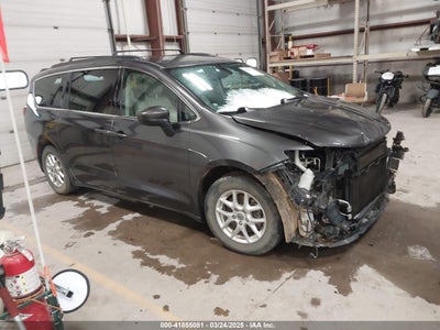 CHRYSLER VOYAGER 2021