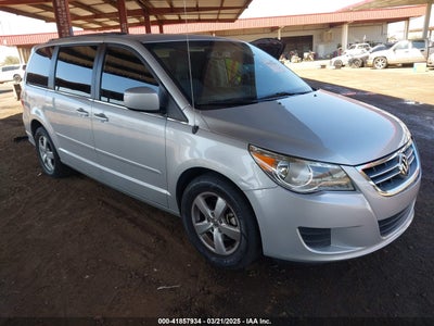 VOLKSWAGEN ROUTAN 2011