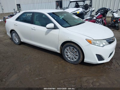 TOYOTA CAMRY 2013