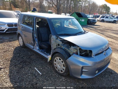 SCION XB 2012