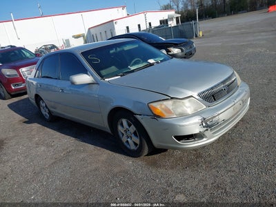 TOYOTA AVALON 2001