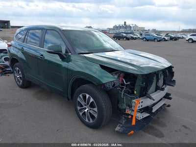 TOYOTA HIGHLANDER 2023