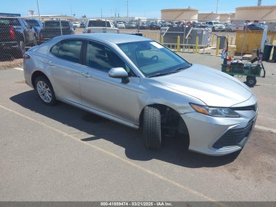 TOYOTA CAMRY 2022
