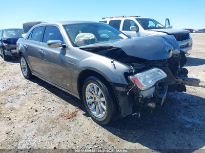 CHRYSLER 300 2011