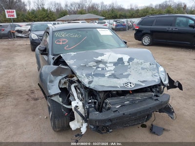 VOLKSWAGEN BEETLE 2012
