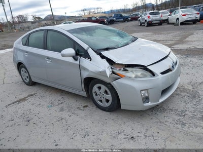 TOYOTA PRIUS 2011