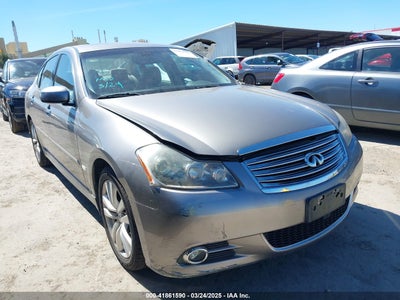 INFINITI M35 2009