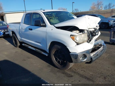 TOYOTA TUNDRA 2013
