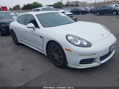 PORSCHE PANAMERA 2015