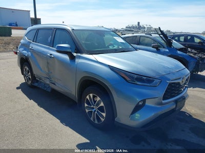 TOYOTA HIGHLANDER 2021