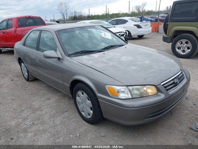 TOYOTA CAMRY 2001